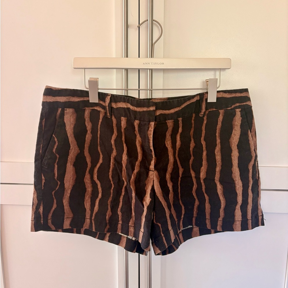 LOFT Shorts